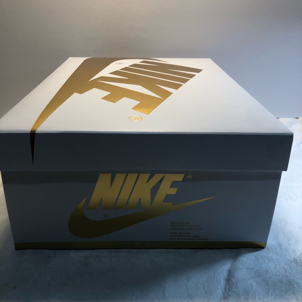 Jordan 1 Retro High OG White Metallic Gold (Women's 10.5) Unisex New With OG Box - Picture 10 of 15